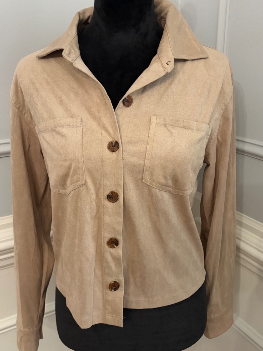 Hippie Rose size medium beige shirt
